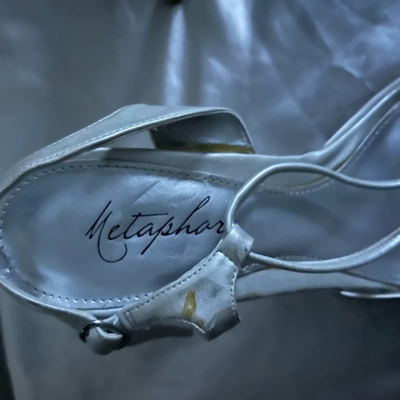 High heel vintage shoes with closure at ankle and diamond design - Picture 4 of 6